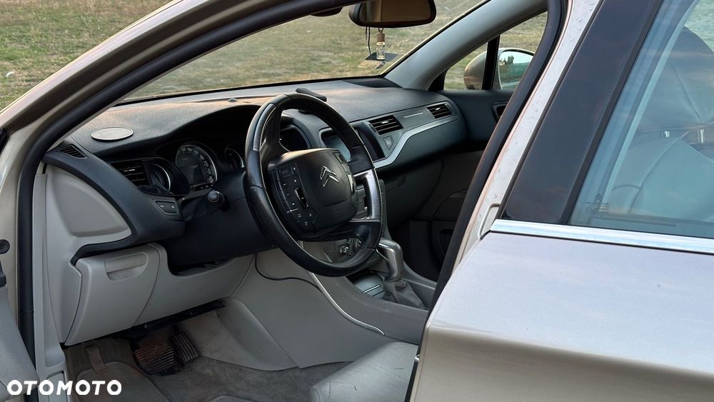 Citroën C5 2.0 HDi Exclusive - 5