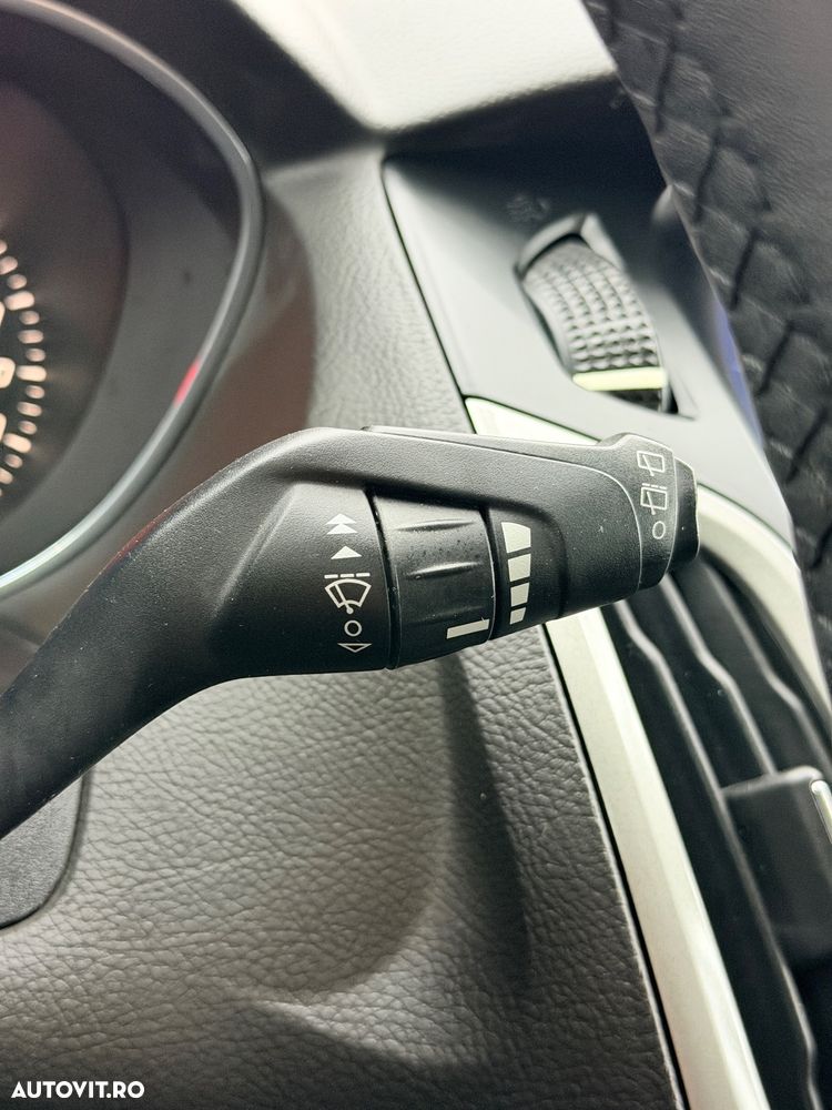 Ford Focus 1.6 TDCi DPF Champions Edition - 27