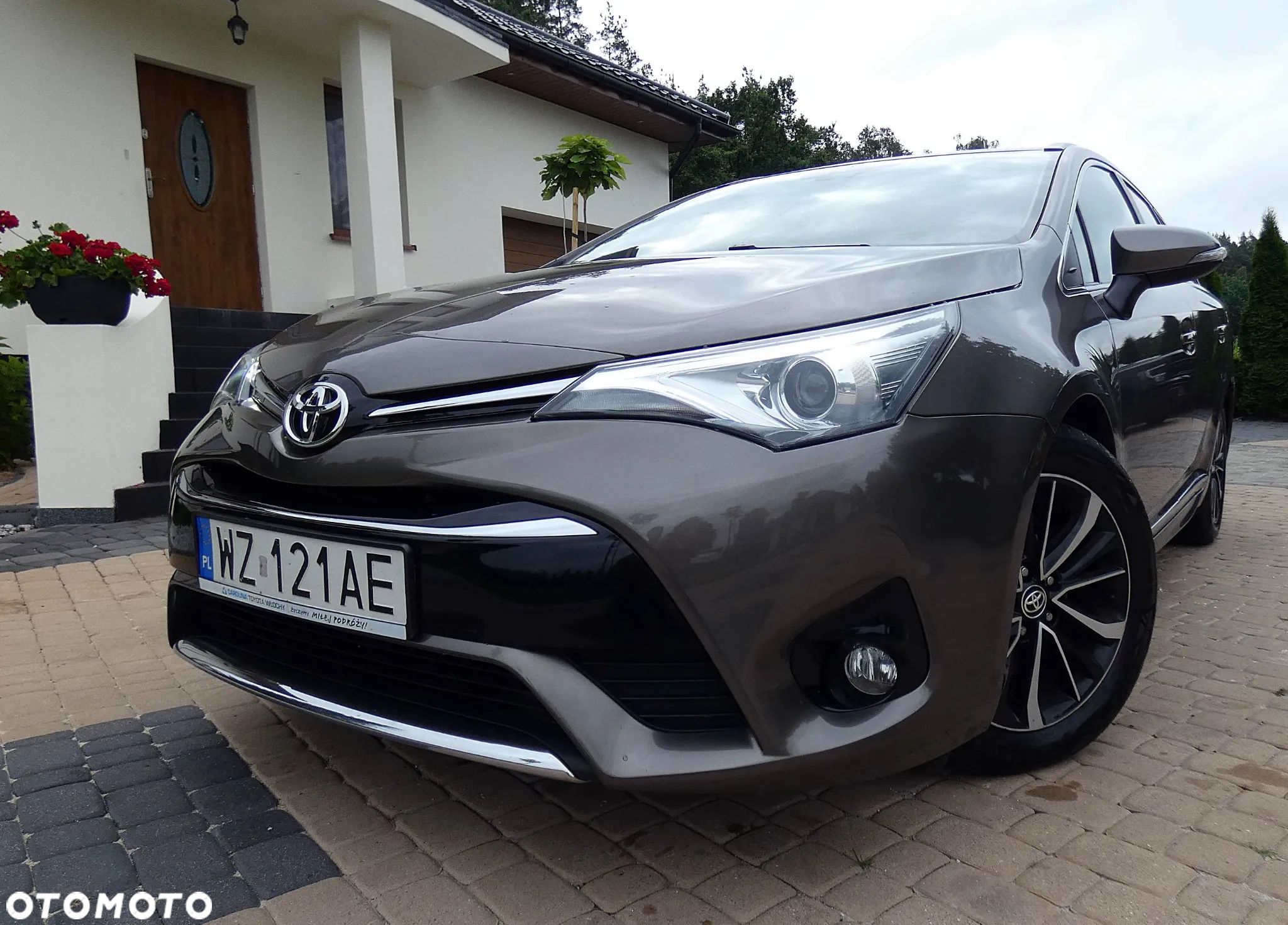 Toyota Avensis 2.0 D-4D Premium - 30