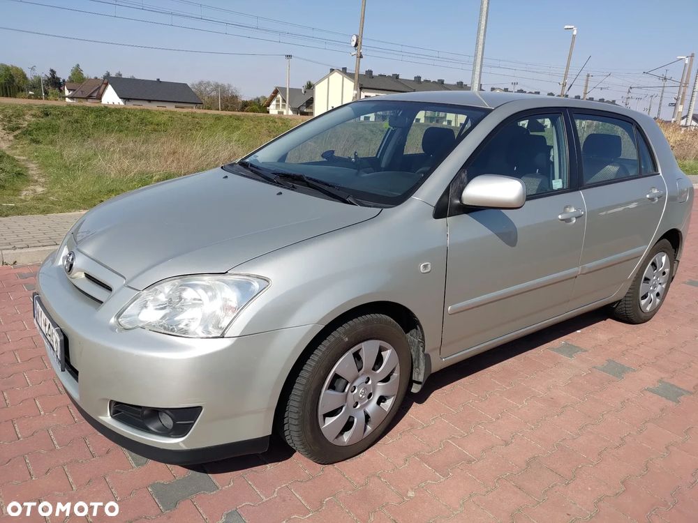 Toyota Corolla 1.6 VVT-i Sol - 2