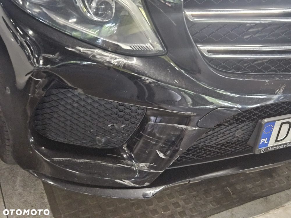 Mercedes-Benz GLE 350 d 4-Matic - 17