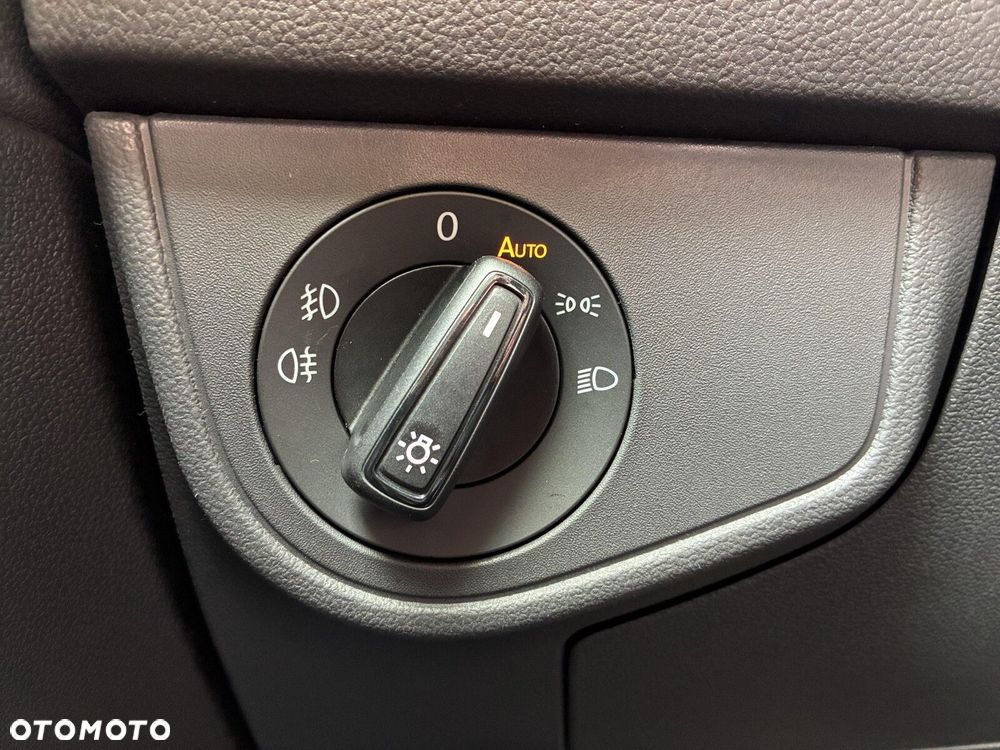 Volkswagen Polo - 19