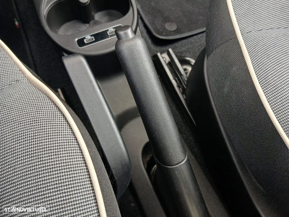 Fiat 500 1.0 Hybrid Connect - 24