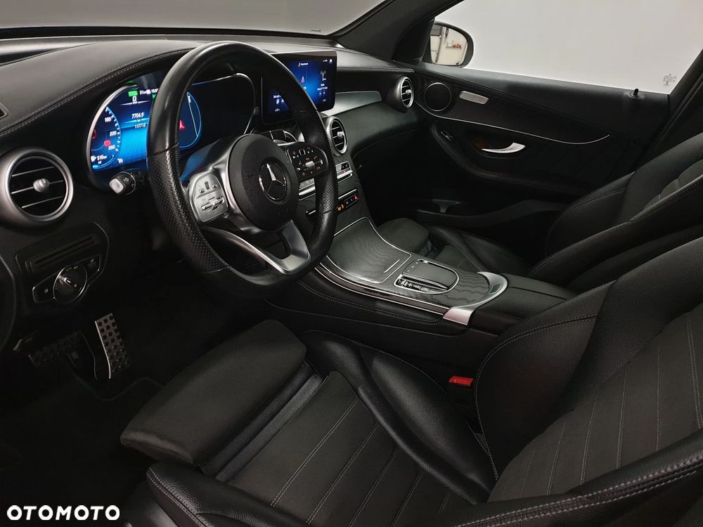 Mercedes-Benz GLC 300 de 4Matic 9G-TRONIC AMG Line Plus - 10