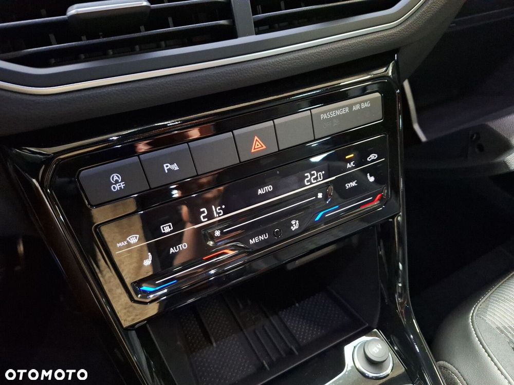 Volkswagen T-Cross - 29