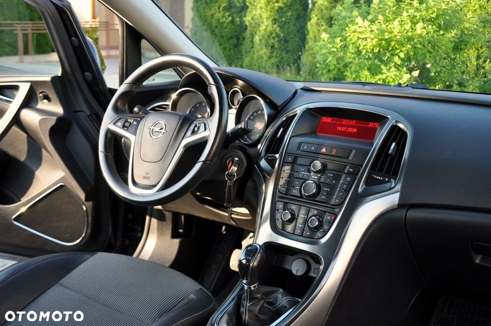 Opel Astra - 25