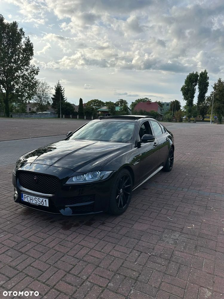 Jaguar XF 20d AWD R-Sport - 8