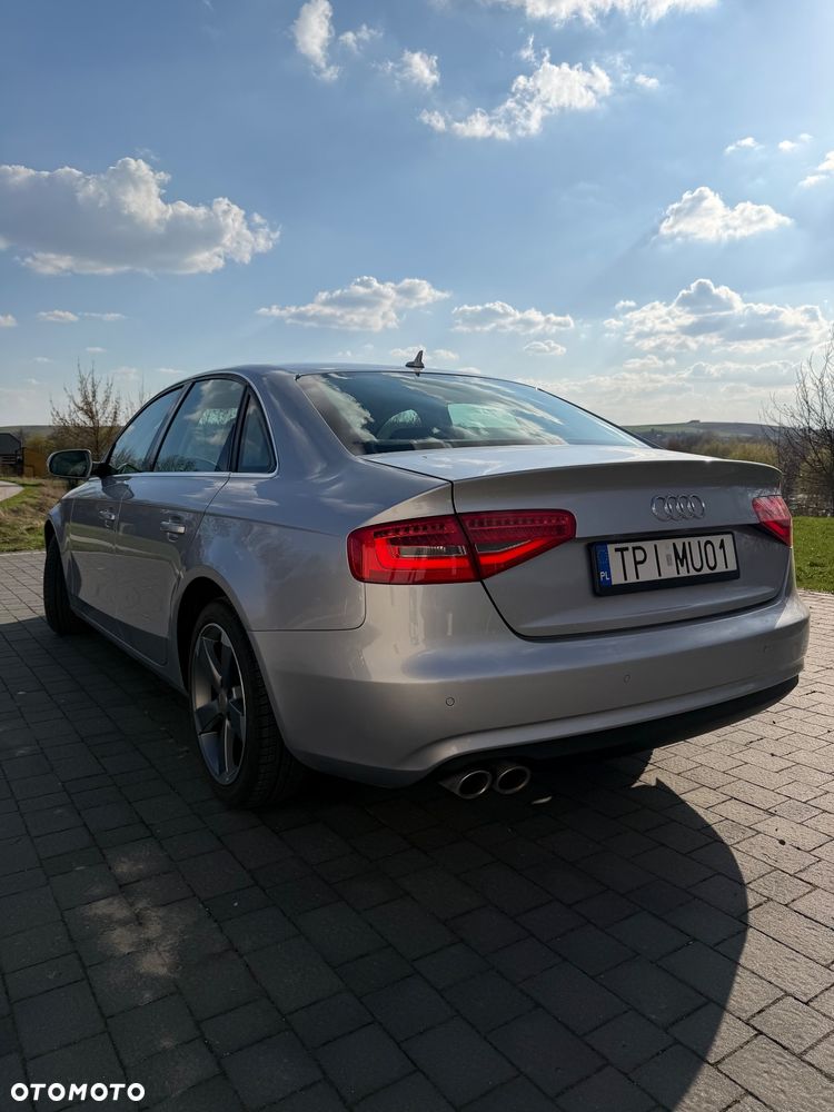 Audi A4 Limousine 2.0 TDI DPF multitronic Attraction - 3