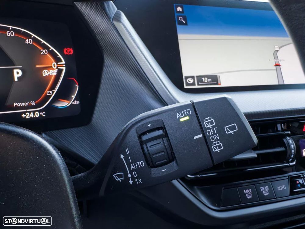 BMW 116 d Aut. M Sport - 23