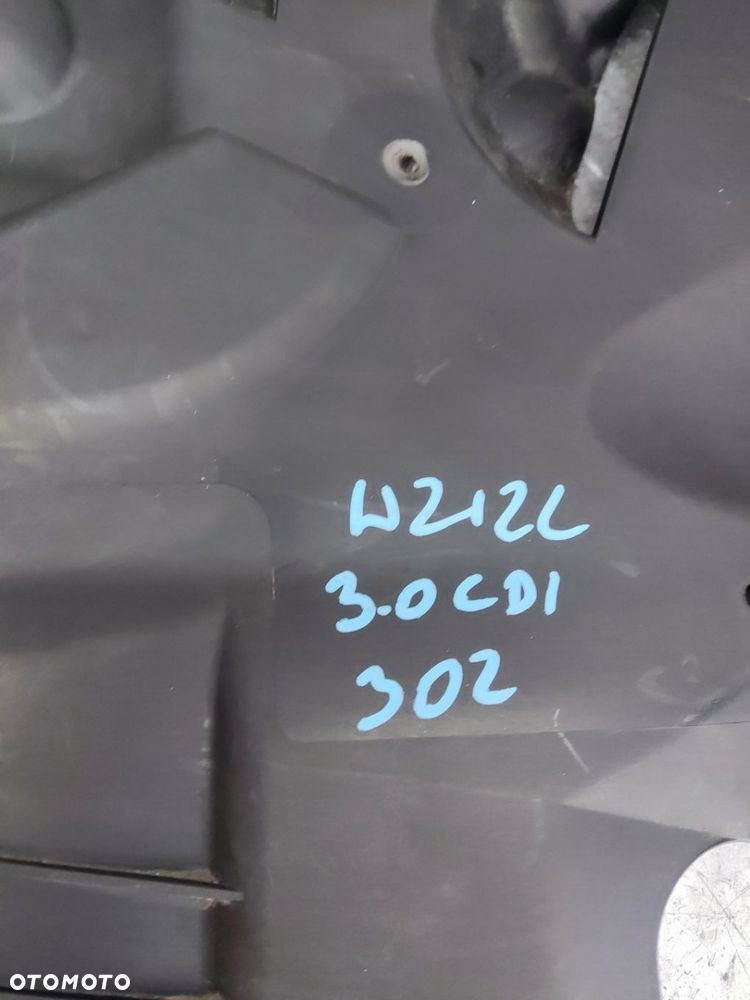 MERCEDES E W212 LIFT W204 3.0 CDI OSŁONA PASKA KLINOWEGO A6420105667 - 4