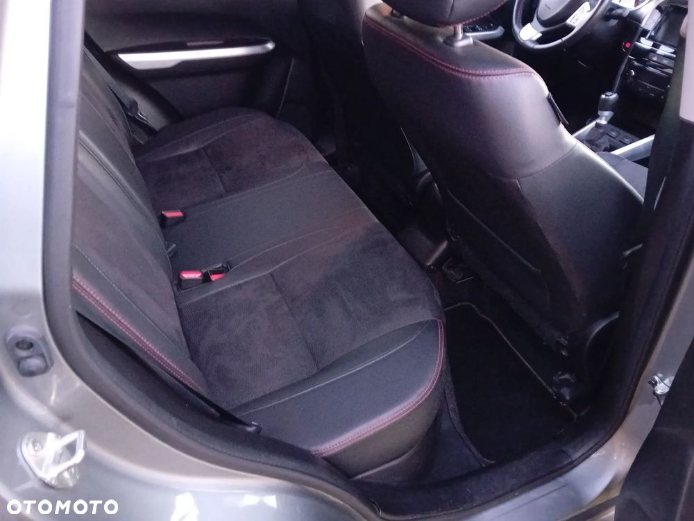 Suzuki Vitara 1.4 Boosterjet Elegance Sun 4WD - 14