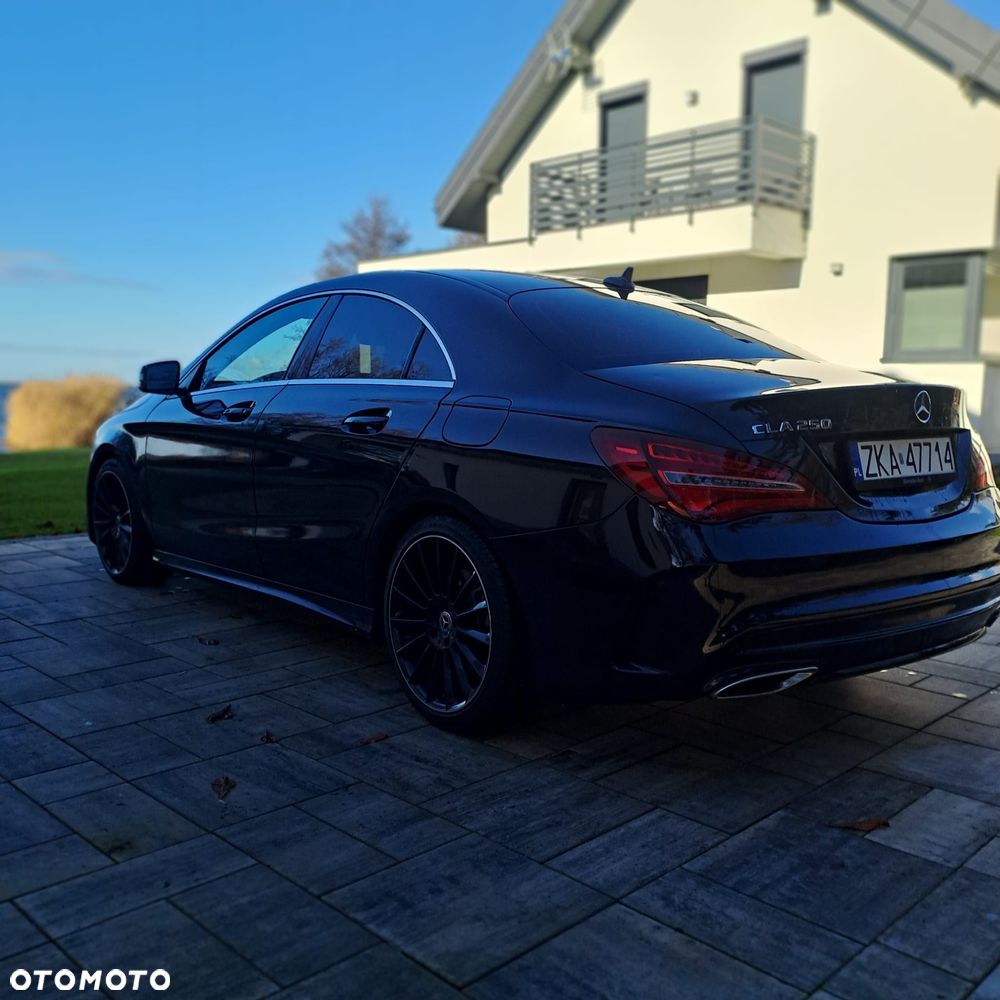 Mercedes-Benz CLA 250 7G-DCT - 5