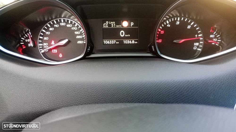 Peugeot 308 BlueHDi FAP 130 EAT6 Stop & Start Active - 11