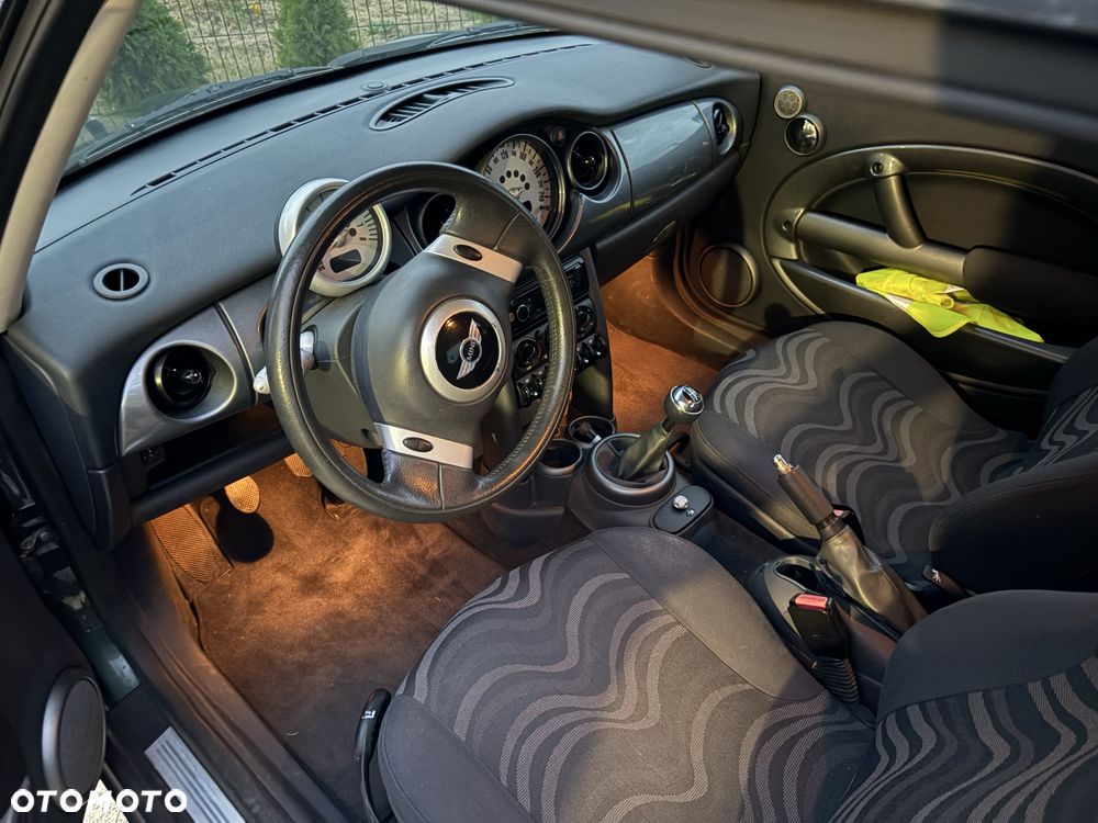 MINI ONE - 7