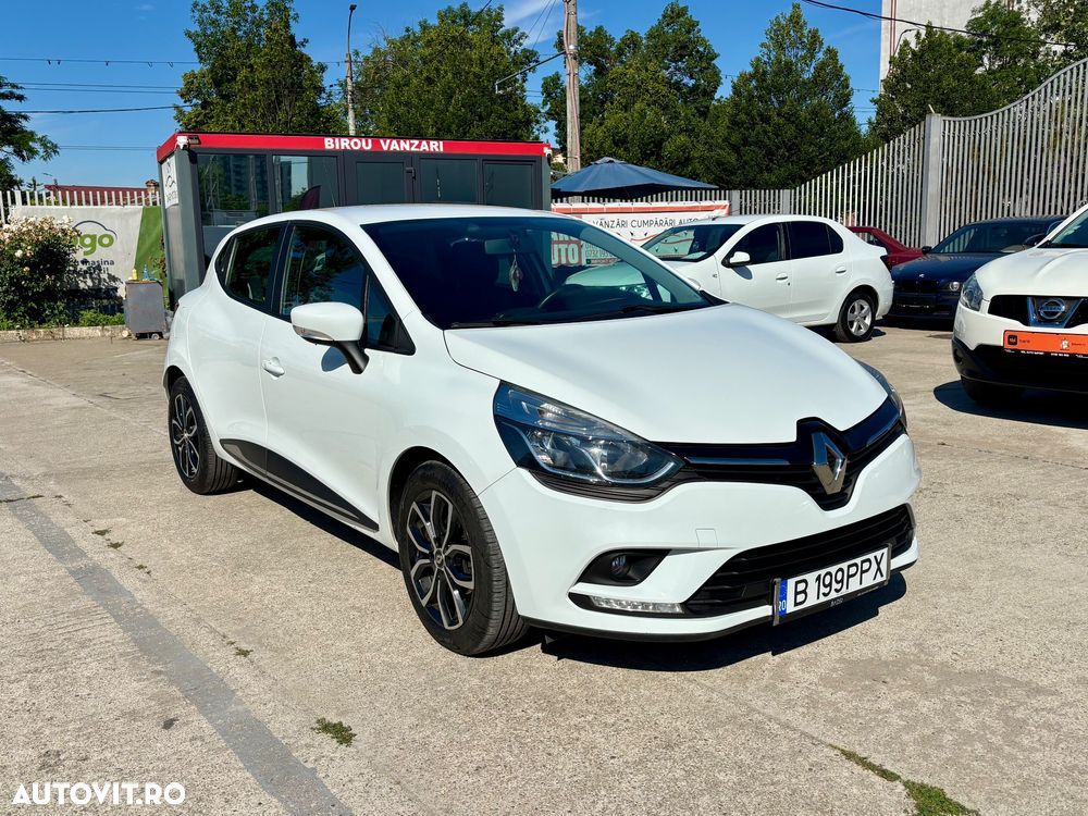 Renault Clio - 1