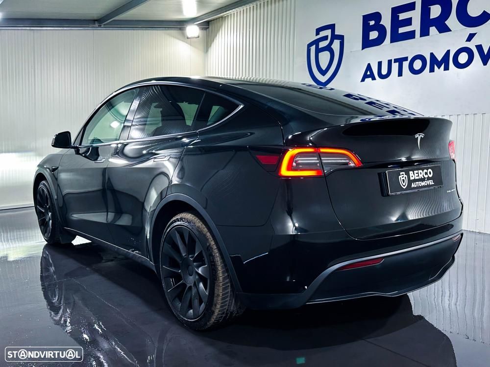 Tesla Model Y Long Range Dual Motor AWD - 7