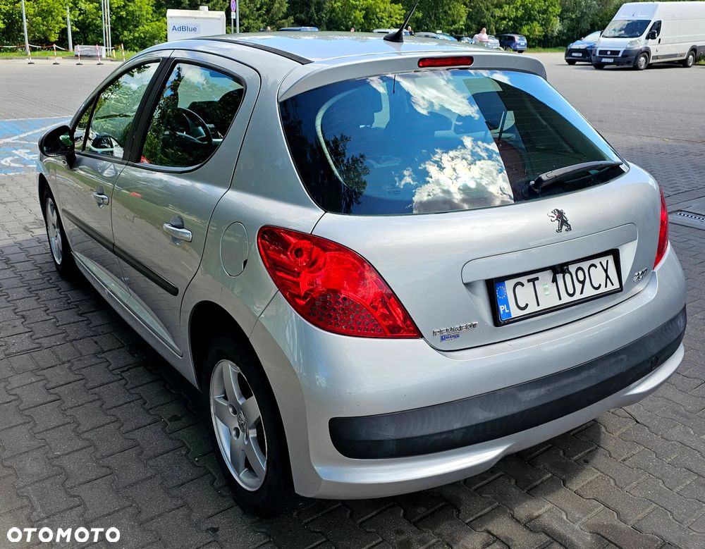 Peugeot 207 1.4 - 4