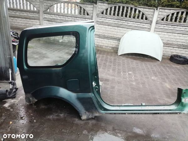 JIMNY 2011 prawy bok  błotnik tył cwiarrtka  MOSINA/POZNAN