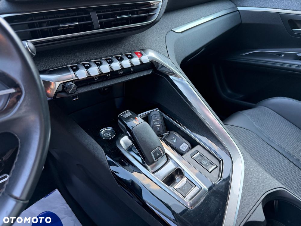 Peugeot 3008 1.5 BlueHDi GT S&S EAT8 - 33