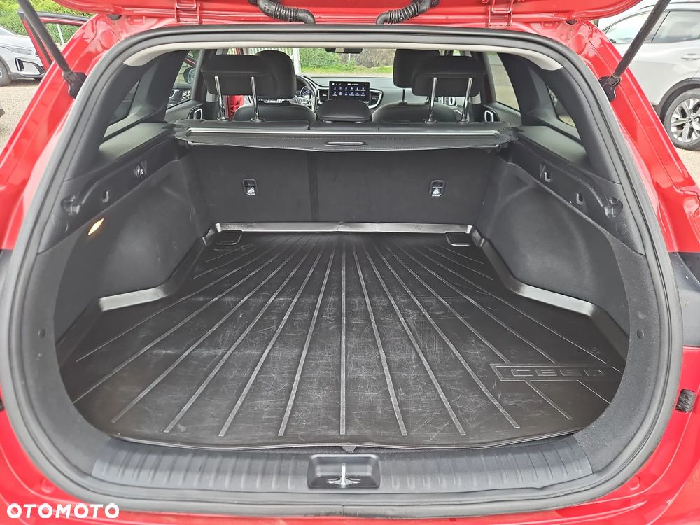 Kia Ceed 1.5 T-GDI Tribute - 21