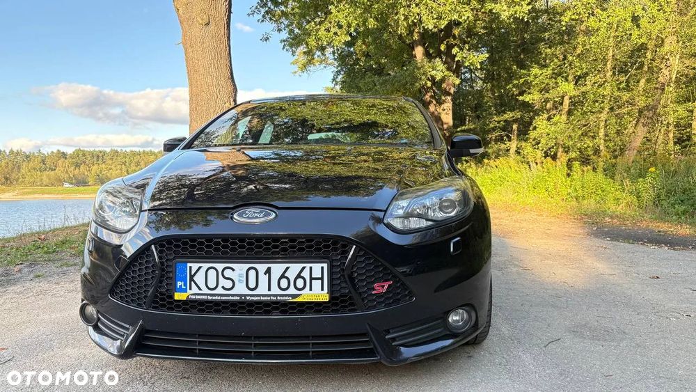 Ford Focus ST - 6