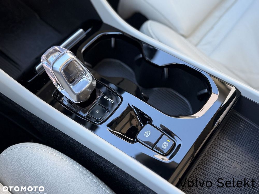 Volvo XC 40 2022