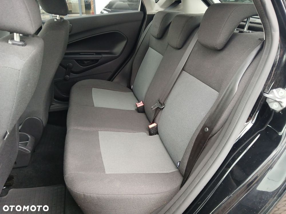 Ford Fiesta 1.25 Ambiente - 39