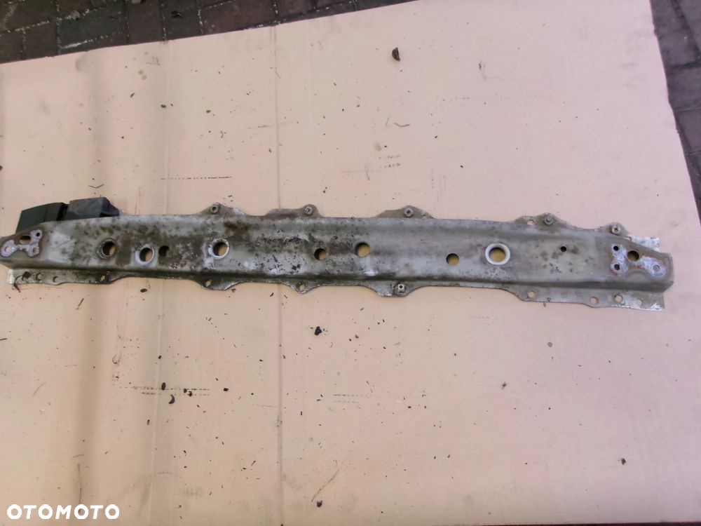 PAS PRZEDNI BELKA DOLNA WZMOCNIENIE TOYOTA YARIS II  1F7 3P0 - 1