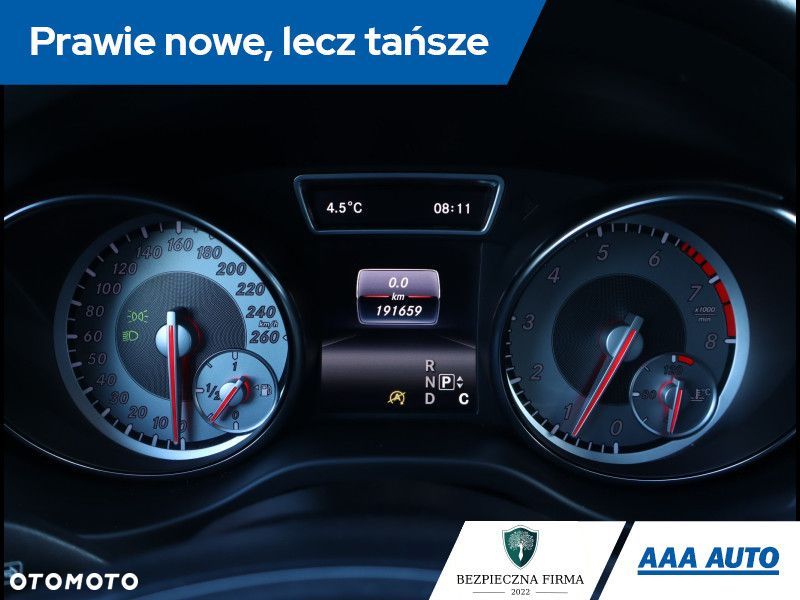 Mercedes-Benz CLA - 12