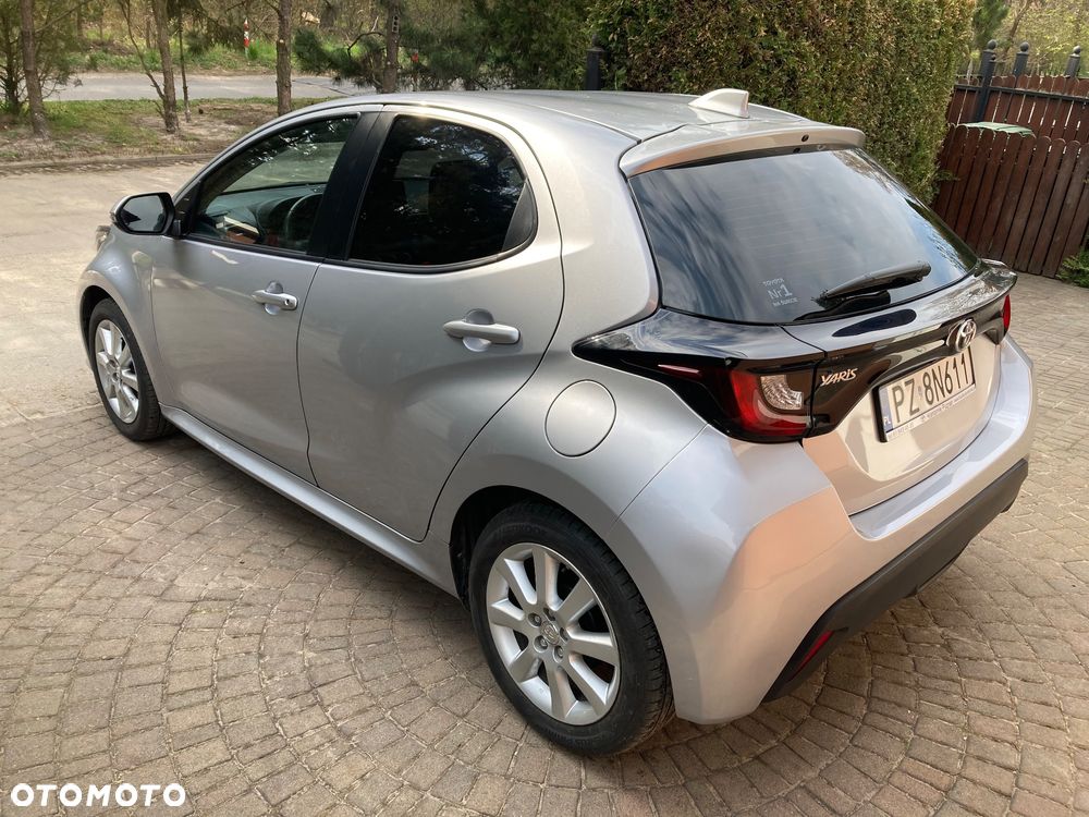 Toyota Yaris 1.5 Comfort - 10