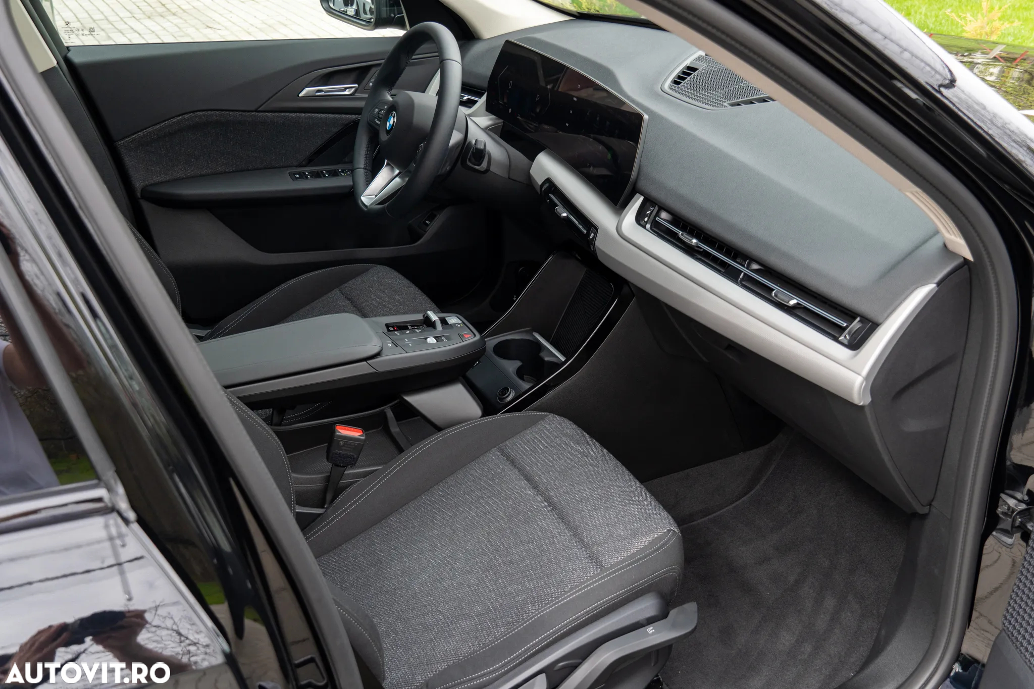BMW X1 sDrive18i AT - 13