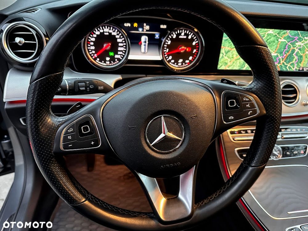 Mercedes-Benz Klasa E 200 9G-TRONIC Avantgarde - 20