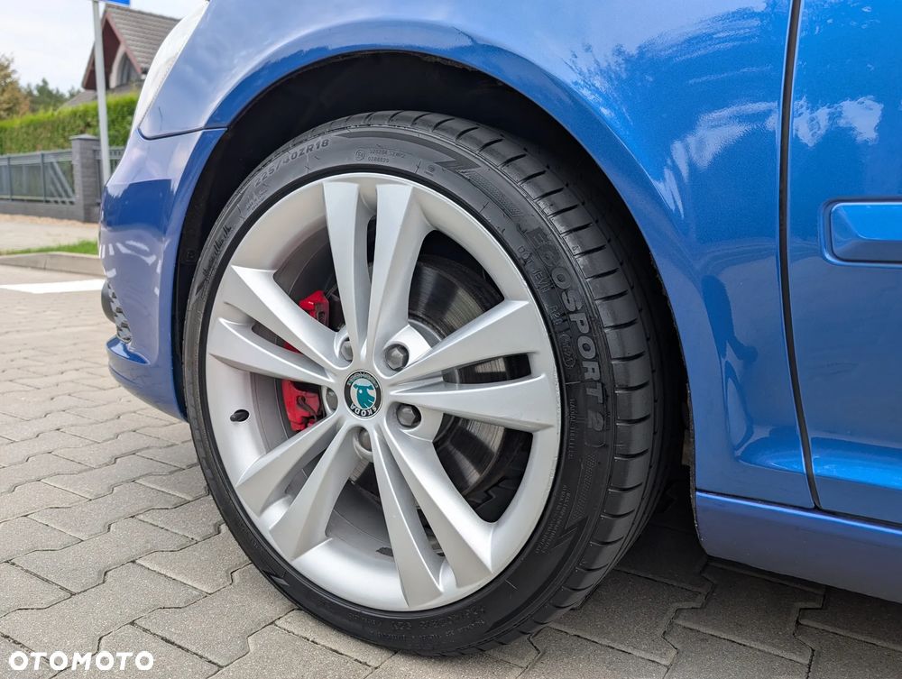 Skoda Octavia 2.0 TDI DPF RS - 29