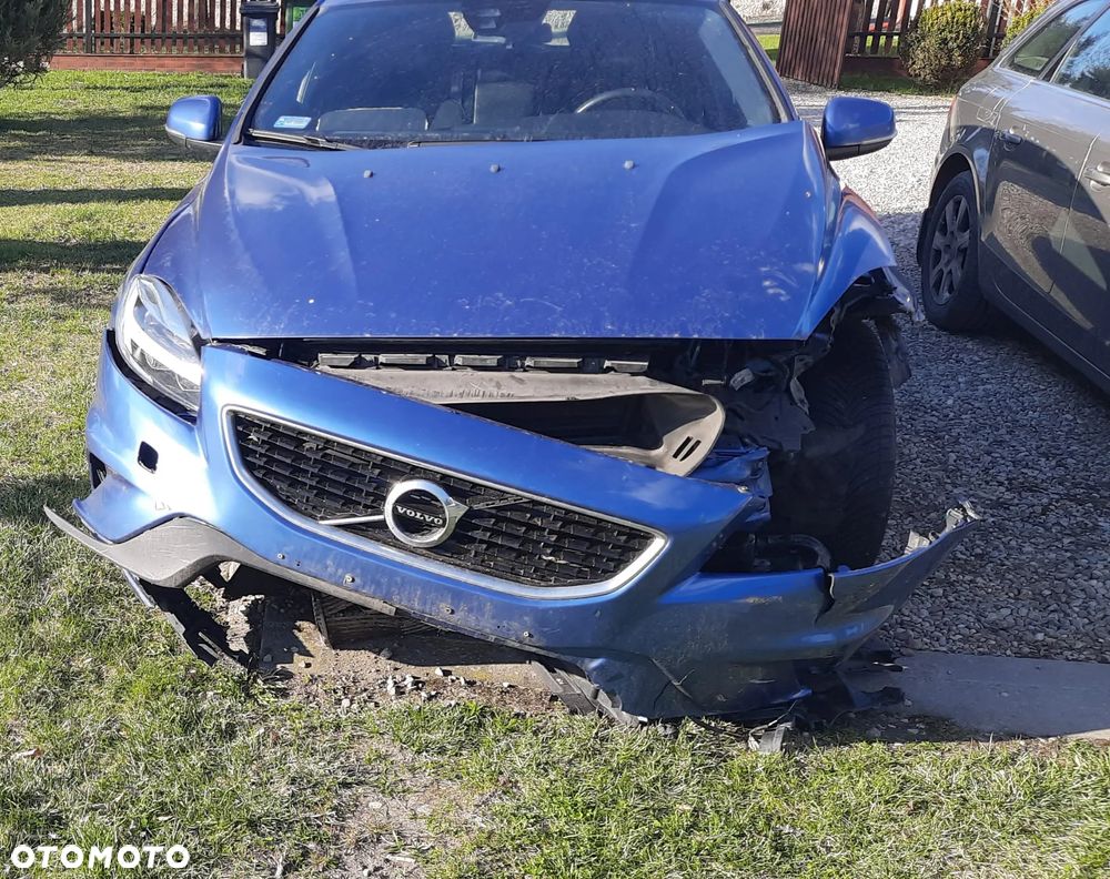 Volvo V40 D2 RDesign - 1