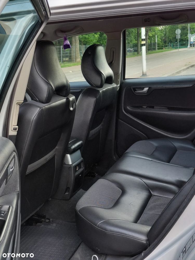 Volvo XC 70 - 12
