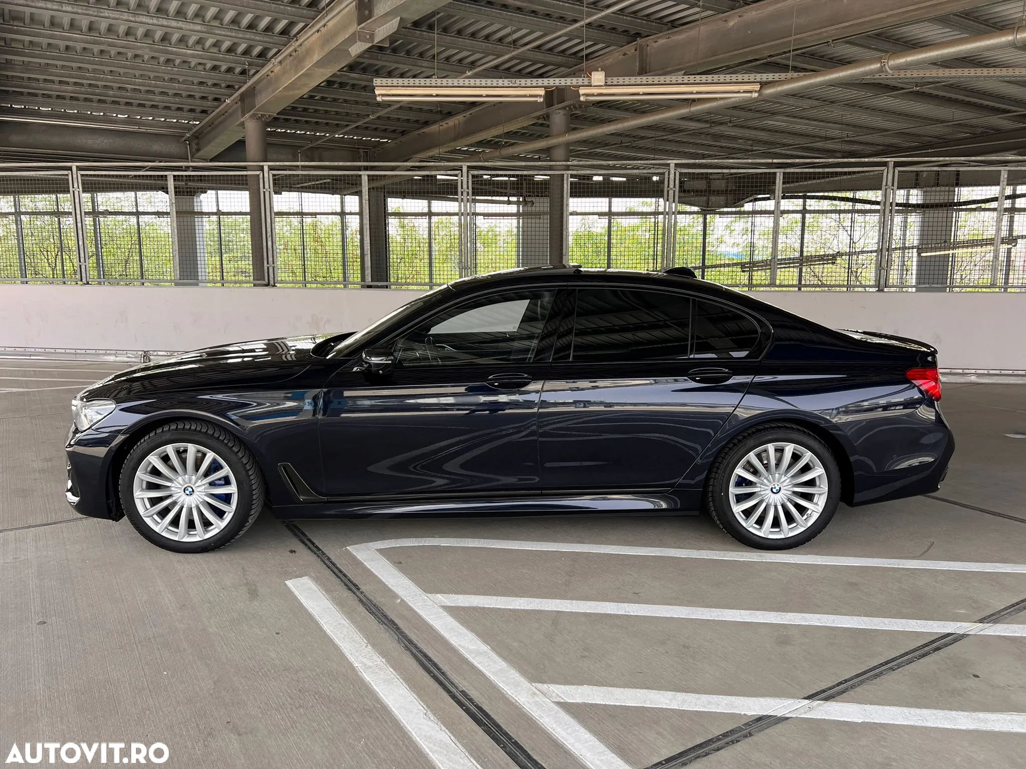 BMW Seria 7 740d xDrive - 5