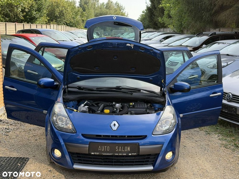Renault Clio - 26