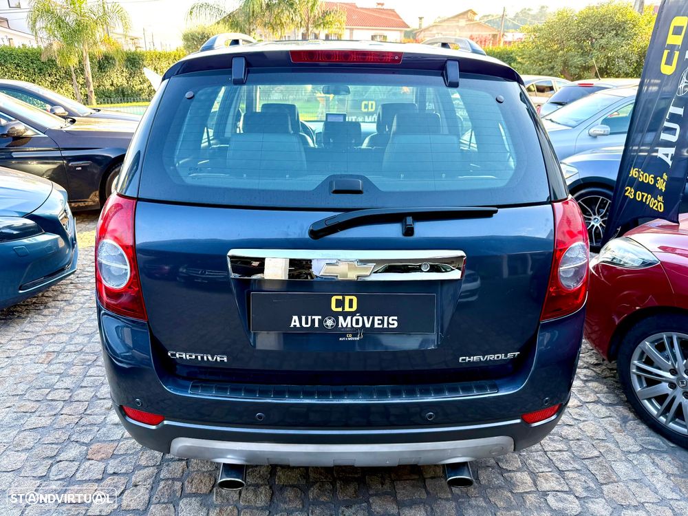 Chevrolet Captiva 2.0 VCDi Seven 7L - 4