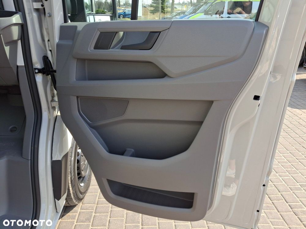 Volkswagen Crafter - 28