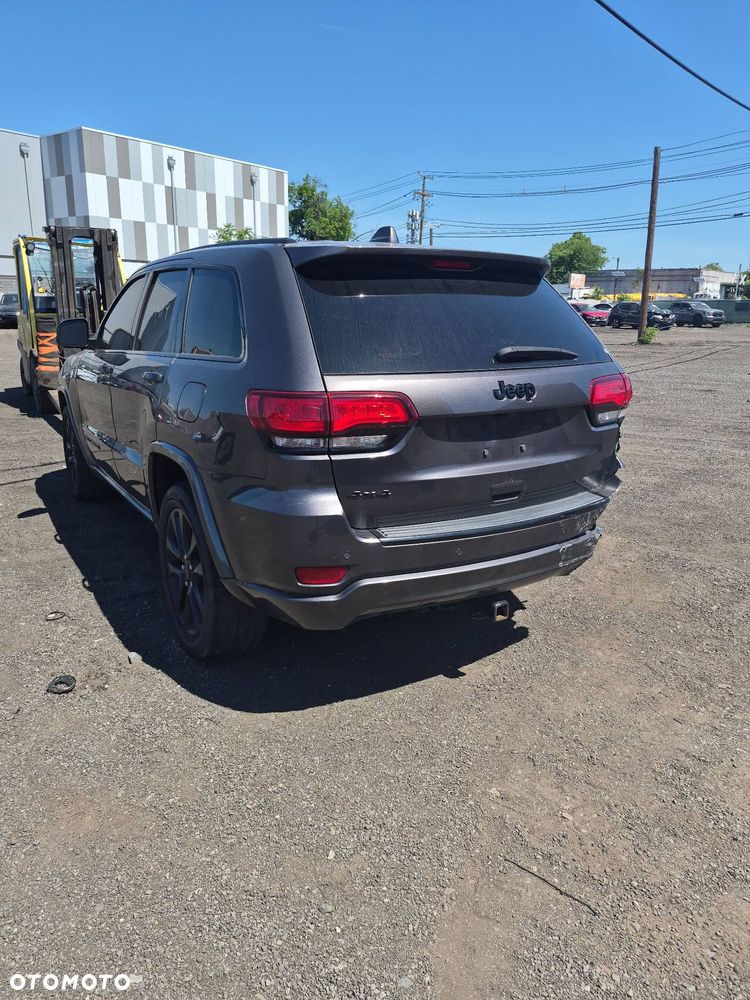 Jeep Grand Cherokee 3.6 V6 Laredo - 6
