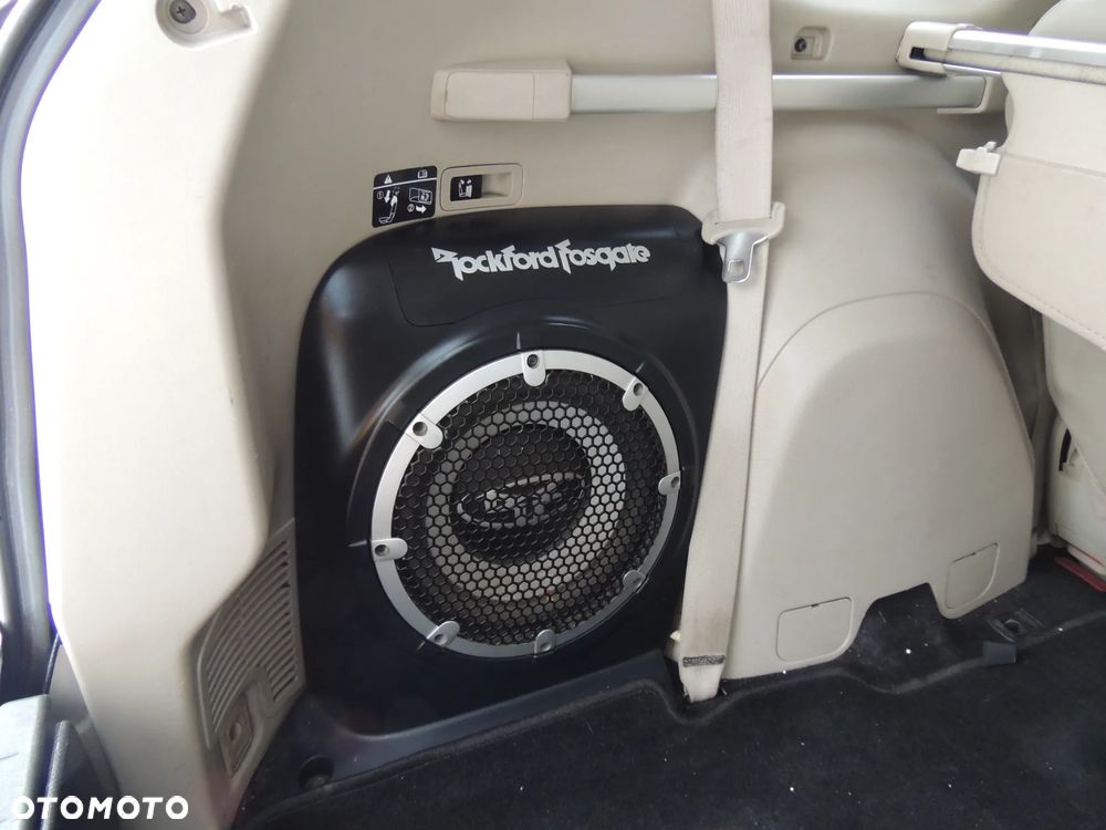 Mitsubishi Outlander 2.0 DID Instyle NAVI - 38