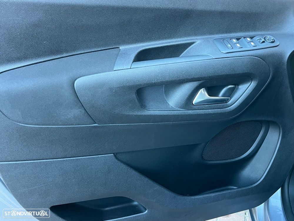 Citroën Berlingo 1.2 PureTech M Shine Pack EAT8 - 12