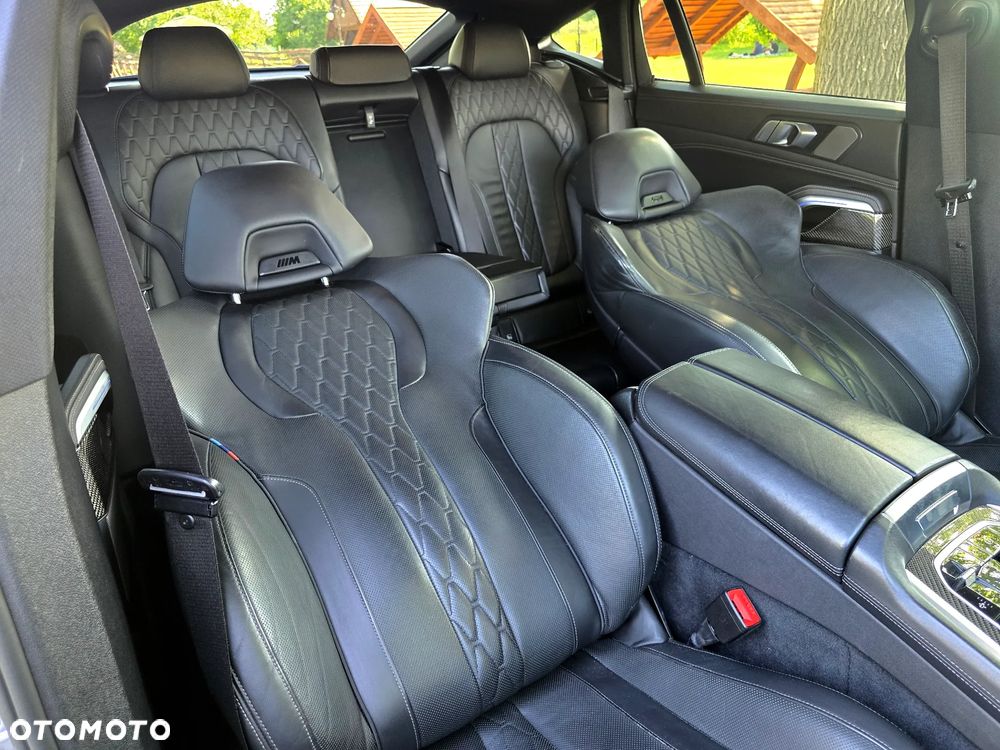 BMW X6 xDrive40d mHEV - 14