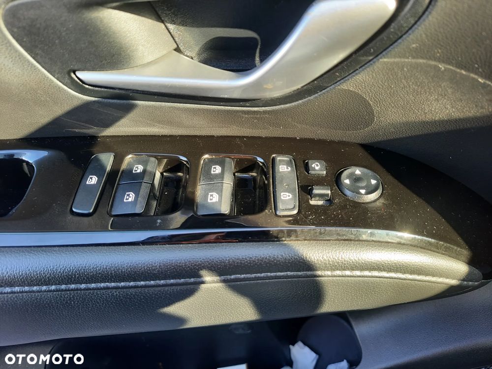 Hyundai Tucson 1.6 T-GDi HEV Platinum 2WD - 16