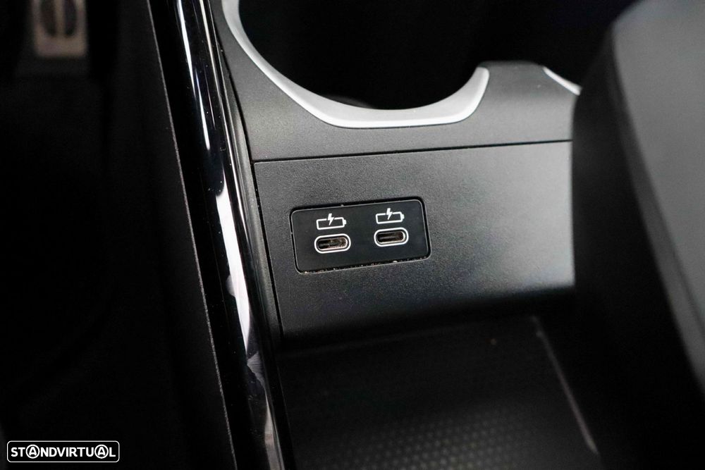 BMW iX2 eDrive20 Pack Desportivo M - 40