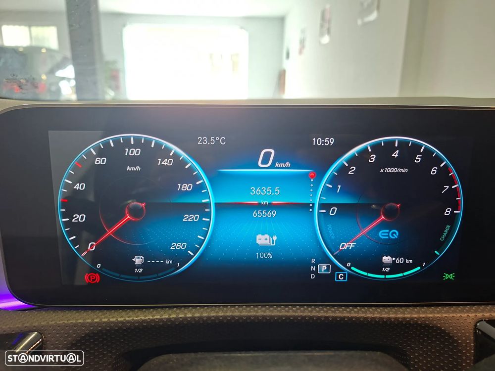 Mercedes-Benz CLA 250 e AMG Line - 16