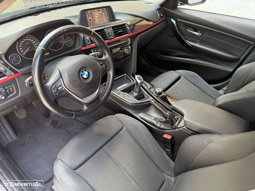 BMW 318 d Line Sport - 7