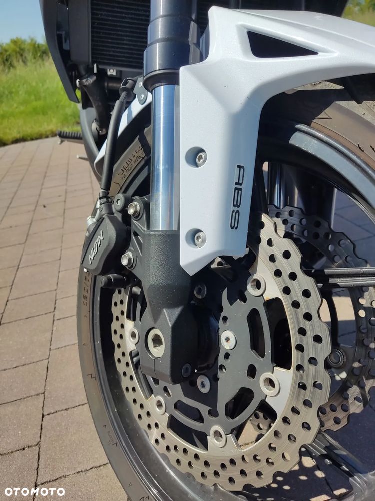 Kawasaki Versys 650 - 6