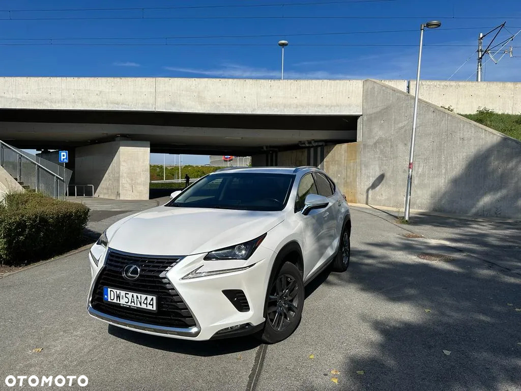 Lexus NX - 2