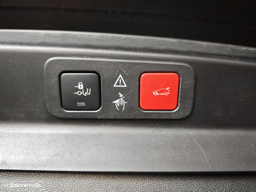 Peugeot 5008 2.0 BlueHDi GT Line EAT8 - 33